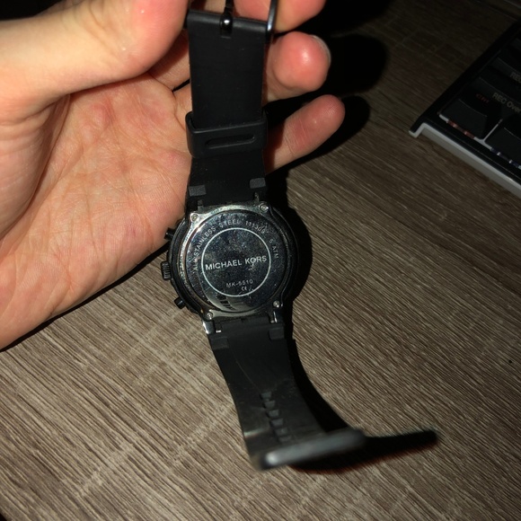 Michael Kors Watch - Picture 4 of 4